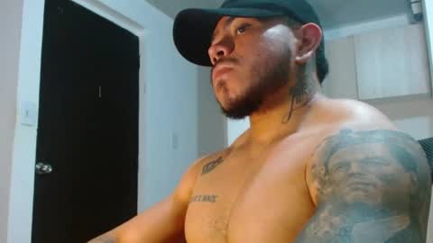 Snapshot of adam_shilder7 chatting on April 22, 2026, 2:14 am adam shilder7 online show from April 22, 2026, 2:14 am