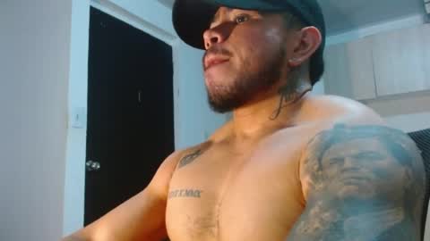 Snapshot of adam_shilder7 chatting on April 29, 2026, 2:59 am adam shilder7 online show from April 29, 2026, 2:59 am