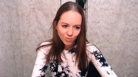 Snapshot of adamais_ chatting on February 20, 2025, 10:48 am adamais_ online show from February 20, 2025, 10:48 am