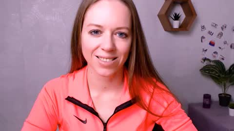 Snapshot of adamais_ chatting on October 12, 2025, 5:28 am adamais_ online show from October 12, 2025, 5:28 am