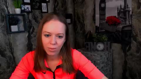 Snapshot of adamais_ chatting on November 6, 2025, 5:30 am adamais_ online show from November 6, 2025, 5:30 am