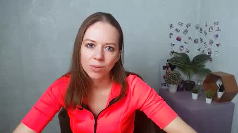 Snapshot of adamais_ chatting on November 16, 2025, 5:18 pm adamais_ online show from November 16, 2025, 5:18 pm