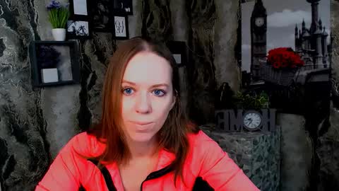 Snapshot of adamais_ chatting on November 25, 2025, 9:09 am adamais_ online show from November 25, 2025, 9:09 am