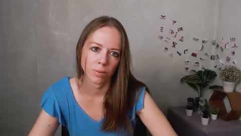 Snapshot of adamais_ chatting on June 25, 2026, 2:44 am adamais_ online show from June 25, 2026, 2:44 am