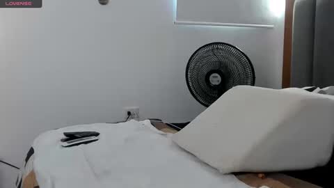 Snapshot of adambrocs1 chatting on September 20, 2025, 10:11 pm adambrocs1 online show from September 20, 2025, 10:11 pm