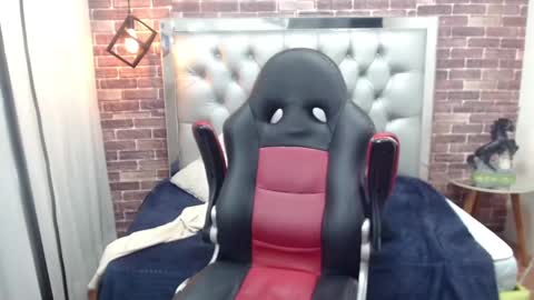 Snapshot of adamcoox chatting on March 1, 2025, 10:13 am Adam online show from March 1, 2025, 10:13 am