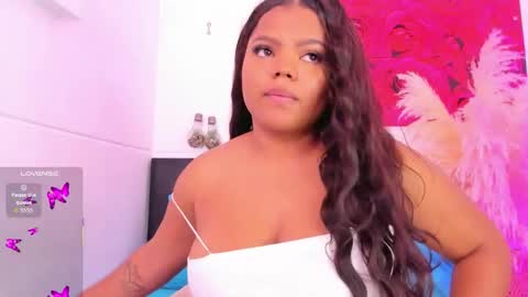 Cloe Adams  online show from November 6, 2025, 10:38 am