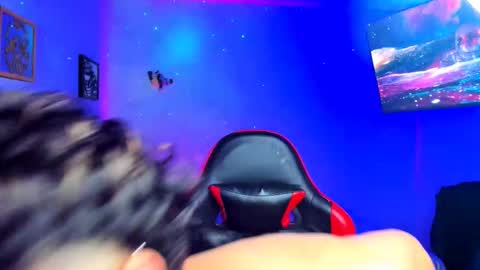 Adams online show from November 30, 2025, 5:28 pm