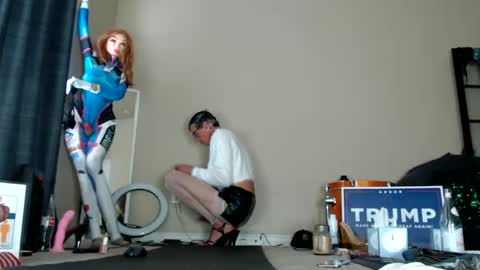 Snapshot of adamseve777 chatting on January 31, 2025, 7:40 pm TaylorSexbot online show from January 31, 2025, 7:40 pm