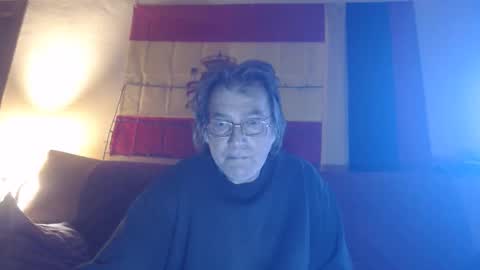 Snapshot of adan51 chatting on May 7, 2026, 5:24 am Adan online show from May 7, 2026, 5:24 am