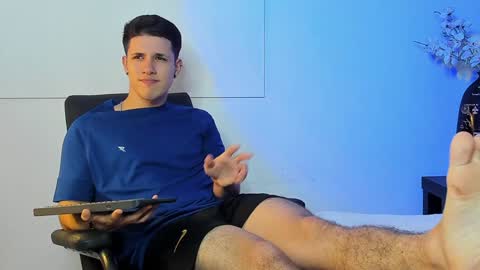 adan online show from January 10, 2025, 1:21 am