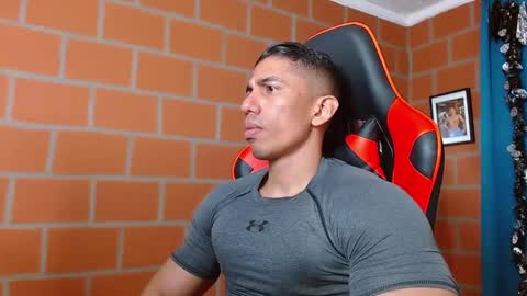 Adan Sin online show from December 23, 2024, 5:11 pm