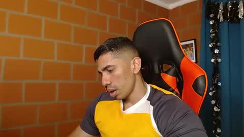 Adan Sin online show from January 7, 2025, 9:25 pm