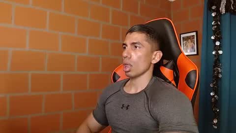 Adan Sin online show from January 13, 2025, 7:10 pm