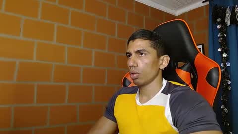 Adan Sin online show from January 24, 2025, 4:17 pm