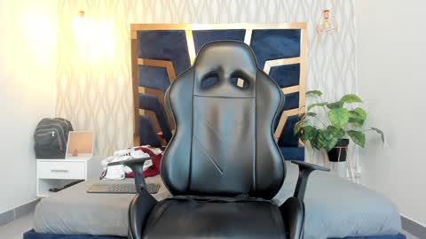Snapshot of adbel_sady chatting on December 9, 2024, 2:17 pm adbel sady online show from December 9, 2024, 2:17 pm