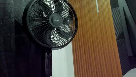 Snapshot of adbel_sady chatting on October 18, 2025, 11:11 am adbel sady online show from October 18, 2025, 11:11 am