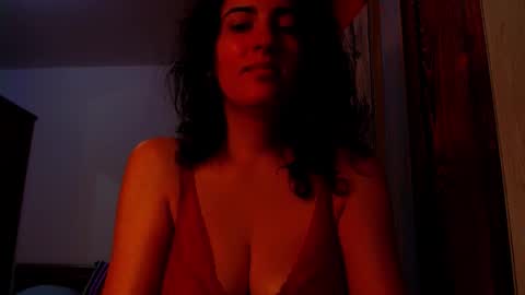 amy        online show from November 6, 2025, 1:56 pm