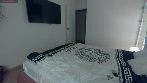 Sabi online show from April 3, 2026, 5:33 pm