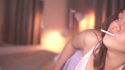 Snapshot of addy_moon chatting on March 5, 2025, 7:06 pm Addy online show from March 5, 2025, 7:06 pm