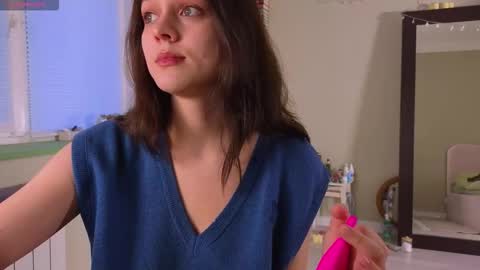 Snapshot of addy_moon chatting on January 7, 2026, 7:00 am Addy online show from January 7, 2026, 7:00 am