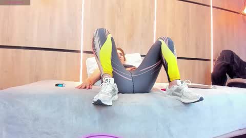 adela chase online show from January 6, 2026, 2:59 am