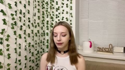 Snapshot of adele0_0 chatting on December 7, 2024, 2:02 pm Adele online show from December 7, 2024, 2:02 pm