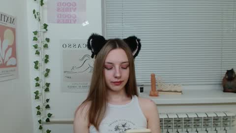 Snapshot of adele0_0 chatting on January 15, 2025, 3:29 pm Adele online show from January 15, 2025, 3:29 pm