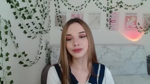 Snapshot of adele0_0 chatting on March 1, 2025, 1:18 pm Adele online show from March 1, 2025, 1:18 pm