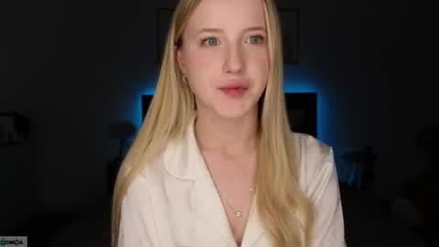 Adele online show from February 4, 2026, 8:58 pm