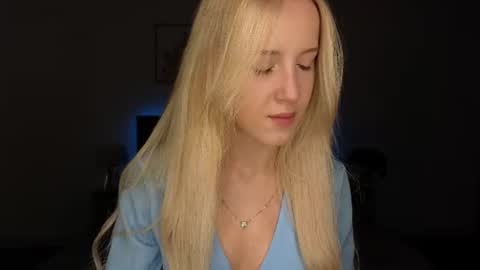 Snapshot of adele_armas chatting on July 26, 2026, 9:21 pm Adele online show from July 26, 2026, 9:21 pm