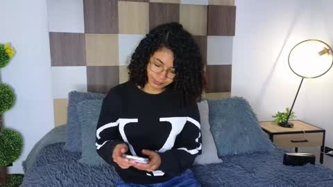 Snapshot of adele_carter_ chatting on February 8, 2025, 11:55 am Andrea online show from February 8, 2025, 11:55 am