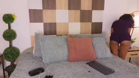 Snapshot of adele_carter_ chatting on February 14, 2025, 12:09 am Andrea online show from February 14, 2025, 12:09 am