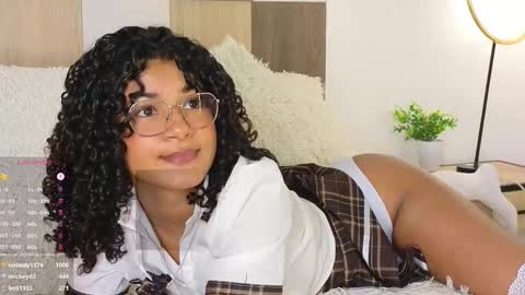 Snapshot of adele_carter_ chatting on March 2, 2025, 6:19 pm Andrea online show from March 2, 2025, 6:19 pm