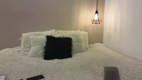 Snapshot of adele_carter_ chatting on March 7, 2025, 1:18 pm Andrea online show from March 7, 2025, 1:18 pm