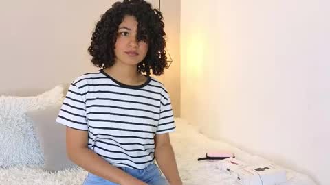 Snapshot of adele_carter_ chatting on March 9, 2025, 12:09 pm Andrea online show from March 9, 2025, 12:09 pm