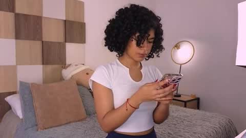 Snapshot of adele_carter_ chatting on February 7, 2026, 1:26 pm Andrea online show from February 7, 2026, 1:26 pm