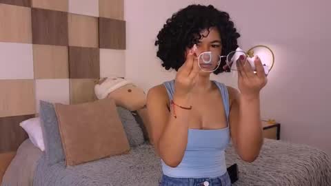 Snapshot of adele_carter_ chatting on February 8, 2026, 12:30 pm Andrea online show from February 8, 2026, 12:30 pm