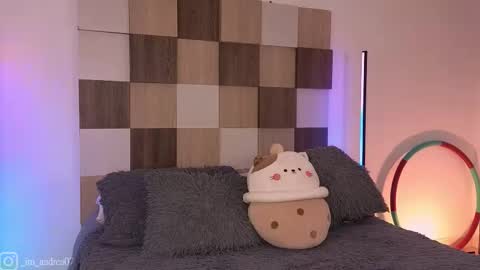 Snapshot of adele_carter_ chatting on February 25, 2026, 1:21 pm Andrea online show from February 25, 2026, 1:21 pm