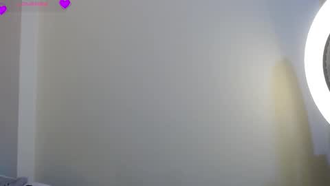 adele cruzz online show from February 1, 2026, 7:01 pm