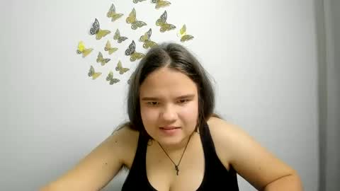 adelecruzz online show from February 1, 2025, 4:11 pm