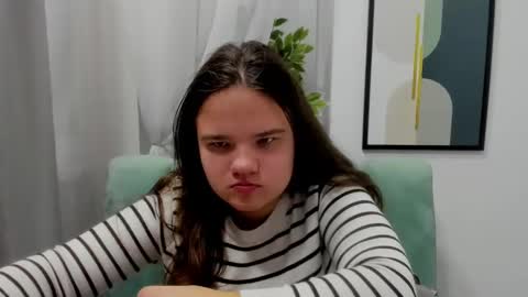 adelecruzz online show from February 3, 2025, 1:08 pm