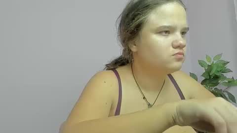 adelecruzz online show from October 5, 2025, 12:14 pm