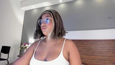 Adele  online show from November 19, 2025, 12:16 pm