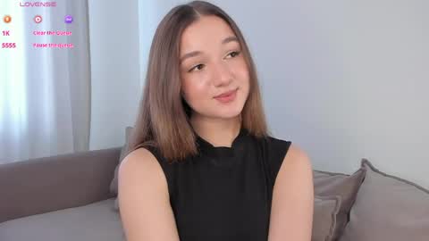 adelexx_zll online show from April 3, 2026, 7:39 am