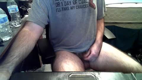 adelhi20 online show from October 21, 2025, 9:04 pm