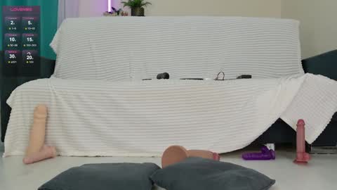 Adelika online show from December 13, 2025, 7:53 pm