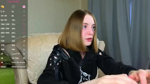 Snapshot of adelina_cowell chatting on May 20, 2026, 9:37 am Adelina online show from May 20, 2026, 9:37 am