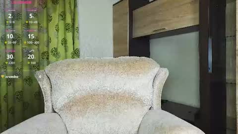 Snapshot of adelina_cowell chatting on July 10, 2026, 2:08 pm Adelina online show from July 10, 2026, 2:08 pm