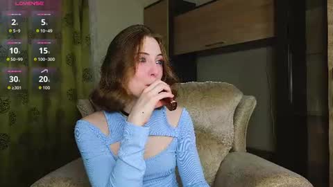 Snapshot of adelina_cowell chatting on July 19, 2026, 1:59 pm Adelina online show from July 19, 2026, 1:59 pm